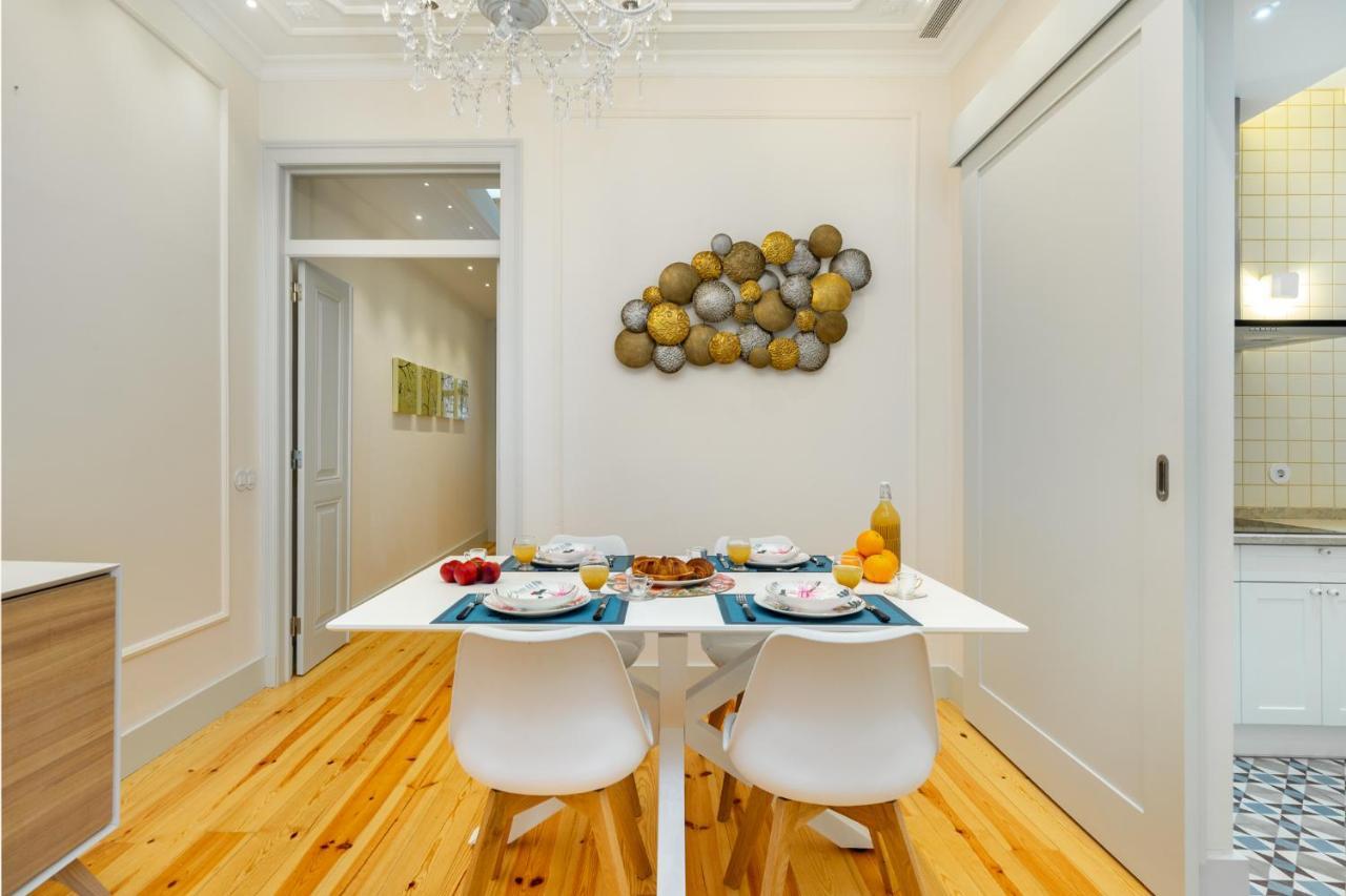 Whome Luxury Stay In Prime Location W/ Ac, Lift & Private Patio Lisboa 外观 照片