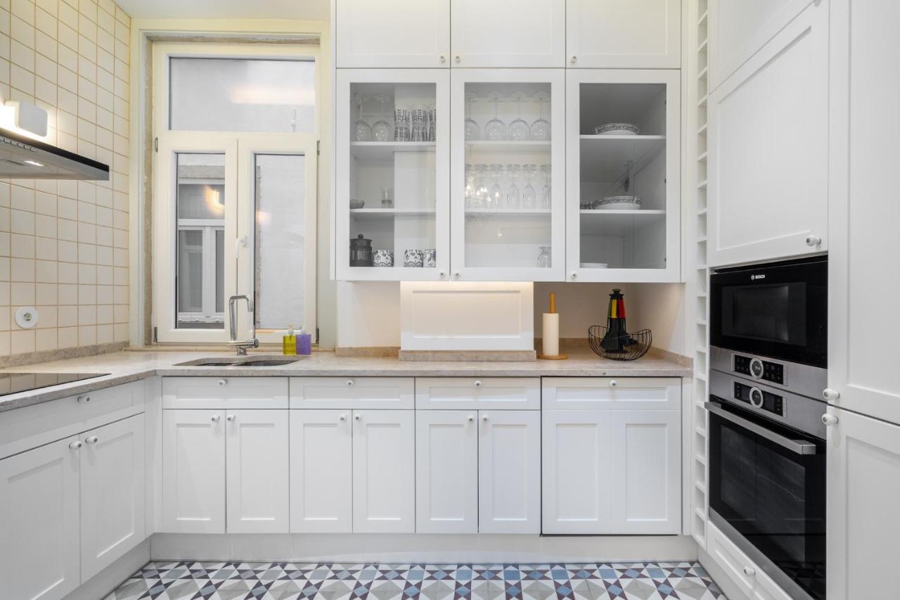 Whome Luxury Stay In Prime Location W/ Ac, Lift & Private Patio Lisboa 外观 照片